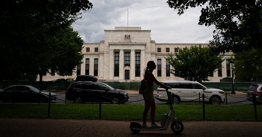 Fed’s Exit Puts World’s Biggest Bond Market on Shakier Ground