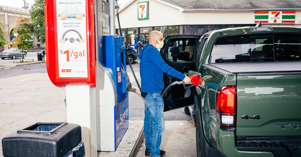 U.S. Gas Prices End Streak of Declines Just Short of 100 Days