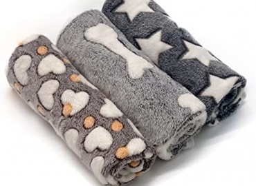 1 Pack 3 Puppy Blankets Super Soft Warm Sleep Mat Grey Cute Print Blanket Fluffy Fleece Pet Blanket Flannel Throw Dog Blankets for Small Dogs Puppy Dogs Fluffy Cats,Star&Bone&Love-Medium(29″x20″)